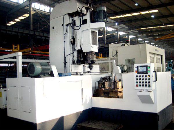 減殼三(san)麵鏜車機牀